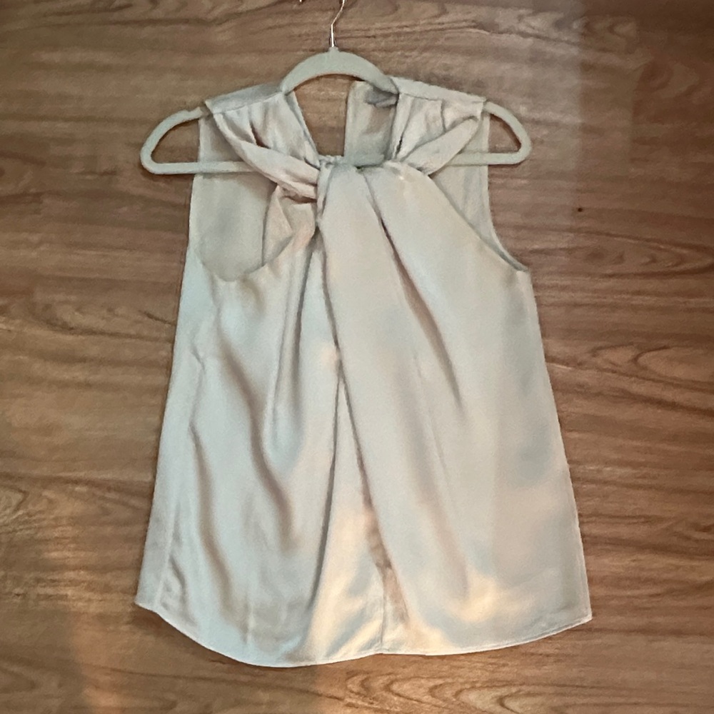H&M Cream Sleeveless Blouse